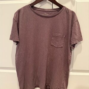 American Eagle Outfitters Men's Mauve Short Sleeve Tee